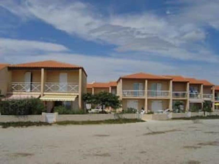 Villa Face A La Mer Sur Le Sable 8 Clim A L'Etage Le Barcarès Eksteriør billede